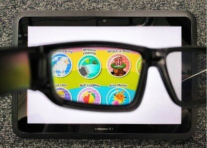 【新潟医療福祉大学】ゲームをして眼を良くする?子どもが「楽しく」弱視治療に取り組むゲーム型治療