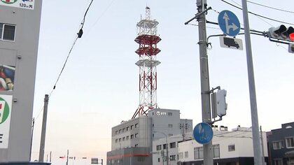 【中継】地震で一部破損の「鉄塔」12日昼前の地震による異常なし　青森・八戸市　避難指示続く中、住民「夜に来たら怖い」