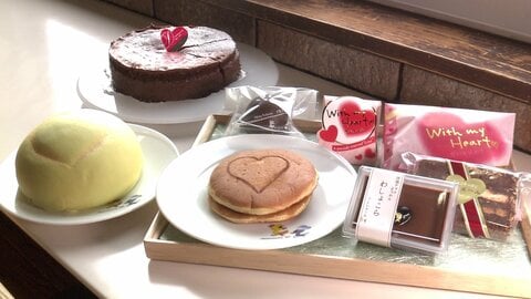 ふわとろショコラから恋どらまで　創業50年の人気店が贈る20種のバレンタインスイーツ　秋田・横手市の名店フレンドールが提案する心まで満たすシェアスイーツの世界