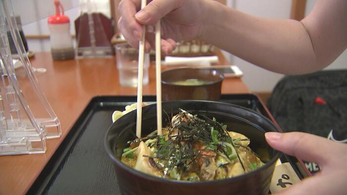 姫島特産の車えびなどを使った料理を堪能