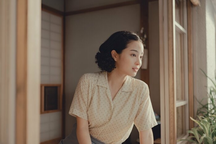 映画「遠い山なみの光」(C)2025 A Pale View of Hills Film Partners