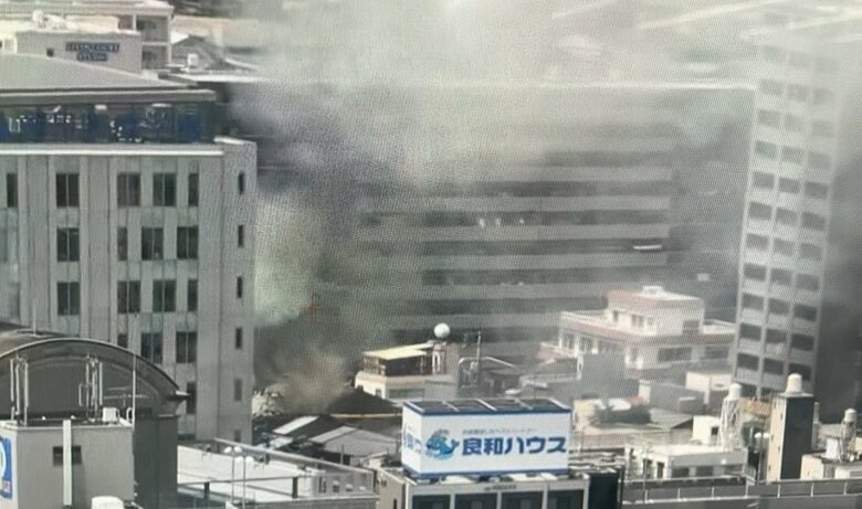 【速報】岡山市中心部で火事　白煙が上り現在も延焼中　消火活動続く【岡山】｜FNNプライムオンライン