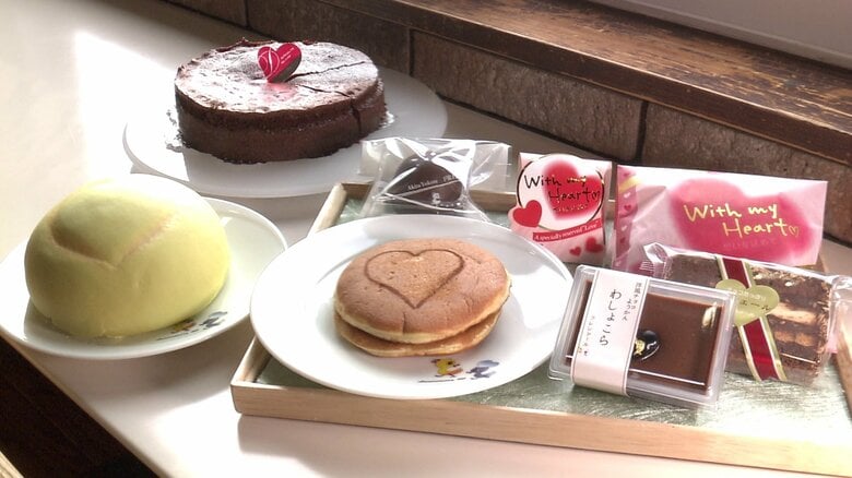 ふわとろショコラから恋どらまで　創業50年の人気店が贈る20種のバレンタインスイーツ　秋田・横手市の名店フレンドールが提案する心まで満たすシェアスイーツの世界｜FNNプライムオンライン