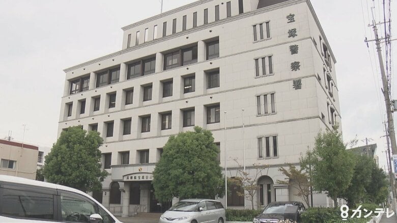【速報】スーパーで女性を盗撮しようとスカートの中にスマホ　48歳の司法書士の男逮捕　兵庫・宝塚市｜FNNプライムオンライン