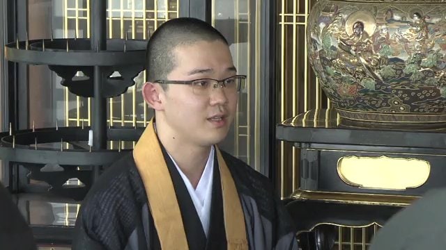 写真家の高橋直暉さんは極楽寺の副僧侶　好きな昆虫を記録に残したい
