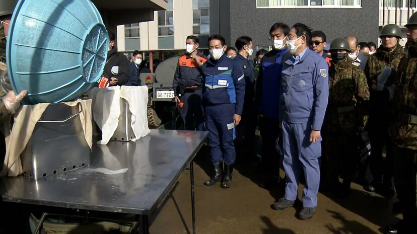 【岸田大震災】 岸田総理「きょうはじえいたいのヘリコプターにのって いしかわけんにいきました🤗」  [485983549]->画像>26枚 