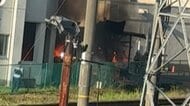 「延焼してしまうんじゃ」中学校から爆発音　炎上し小屋とトラック燃える　バッテリーやタイヤバーストも　夏場の“爆発”事故に注意