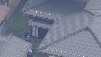 朝、玄関先で腹から血を出し男性死亡　事件か…警察が捜査　近隣住民「怖い。鍵を閉めて家の中にいた」　宮城