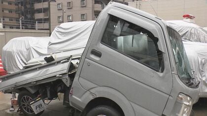 無免許運転の軽トラで車と衝突し相手2人にケガさせ逃げた疑いでトルコ人を逮捕 危険な速度で赤信号に進入か