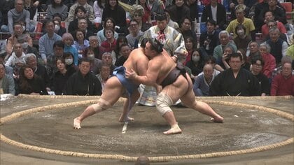朝乃山が6勝目 「前に出る相撲」で落ち着いて寄り切り、翔猿を下す【大相撲初場所 9日目結果】