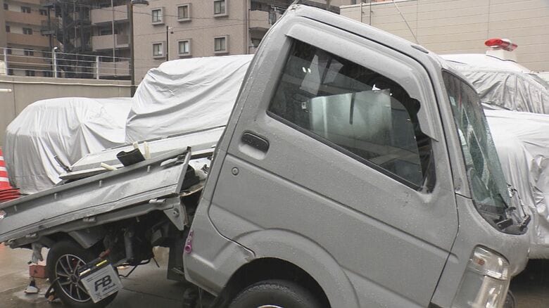 無免許運転の軽トラで車と衝突し相手2人にケガさせ逃げた疑いでトルコ人を逮捕 危険な速度で赤信号に進入か｜FNNプライムオンライン