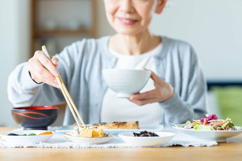 アンチエイジングに「腹8分目」はなぜ良いの？ 老化の原因“活性酸素”を減らし“健康寿命”を延ばす正しい食べ方｜FNNプライムオンライン