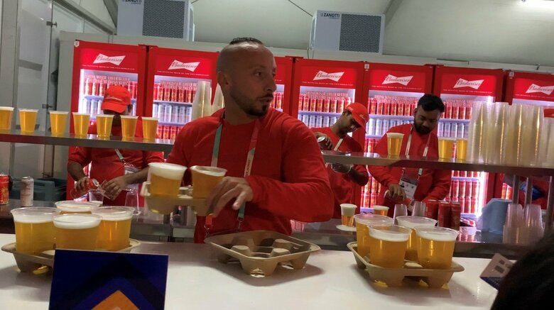 ファンフェスティバルのビール販売所