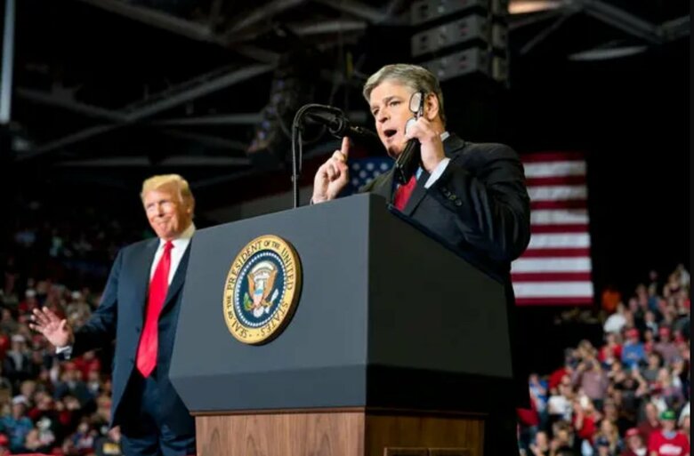 トランプ氏とハニティー氏