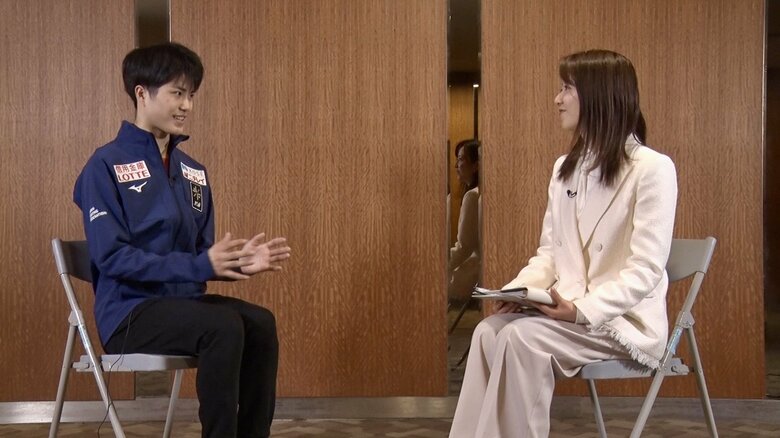 一夜明けて内田アナのインタビューに応じた垣内