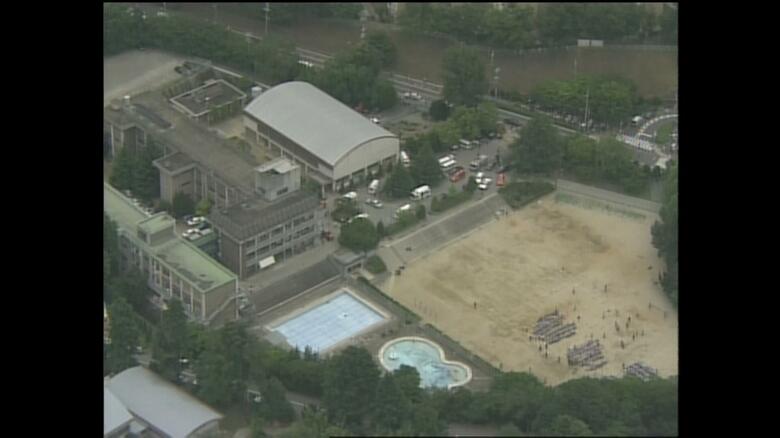 児童8人が死亡する事件が起きた大阪教育大附属池田小学校（2001年6月8日）