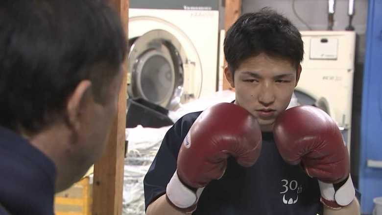 2度ダウン奪うも“奈良判定”敗北か…「父の言葉で現役復帰」ボクサーが決勝戦へ【岩手発】