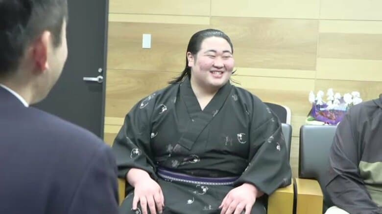笑顔を見せる藤天晴