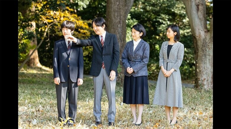 11月6日撮影･赤坂御用地（宮内庁提供）