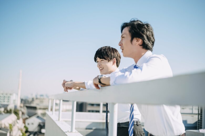 相手の悩みをよく聞くことが大事（画像：イメージ）