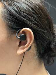 耳をふさがず音漏れもしにくい「イヤホン」が登場！“周囲の音が聞こえない”悩みを解消…オンライン会議などで使えそう