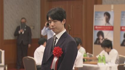 藤井六冠がサプライズ登場…中学生による将棋の全国大会が名古屋で開催 地区予選を勝ち抜いた32人が出場