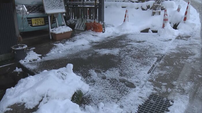 除雪中の男性がクマに襲われた現場（12月4日・長野県野沢温泉村）