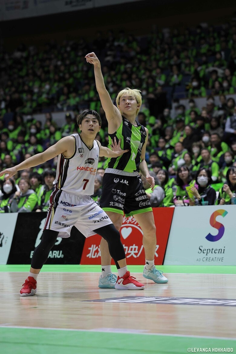 レバンガ北海道ホーム13連勝で東地区首位キープ　ロイブルHC「みんなステップアップした」｜FNNプライムオンライン
