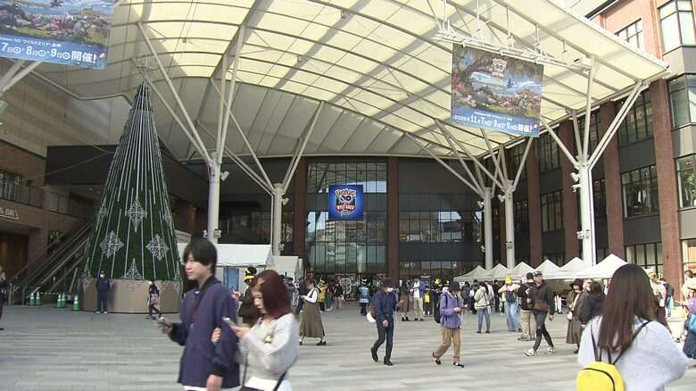 JR長崎駅前も多くの人