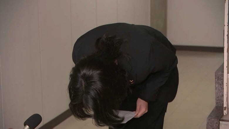 深々と頭を下げ謝罪した広瀬議員