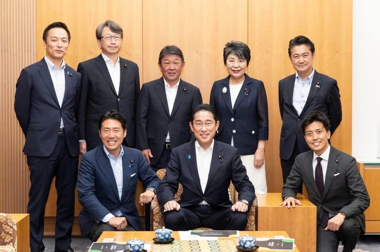 厚労大臣政務官に就任　2023年9月