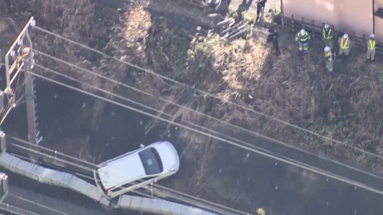 「線路に落ちた…電車止まった」転落した運転手(81)が自ら通報 なぜ柵を突き破った？ JR横浜線