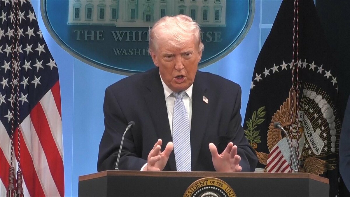 トランプ大統領がイランは「ひどい対応」と批判 ホルムズ海峡開放同意