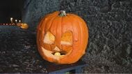 「廃線敷」に灯るカボチャのランタン　旧国鉄篠ノ井線の遊歩道で“ハロウィン”イベント　「魔女」「スパイダーマン」思い思いの仮装で楽しむ　長野・安曇野市