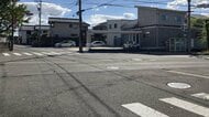 【速報】坂井市春江でひき逃げ事件　オレンジ色の軽自動車が逃走中　歩行者の80代女性が重傷