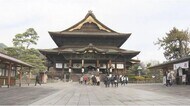 善光寺 年末年始「分散参拝を」 混雑状況をライブ配信 縁起物の販売は期間延長