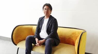 日本のモノづくりとスパニッシュデザインの融合!「テニスボール」から着想を得たオフィス家具開発秘話。