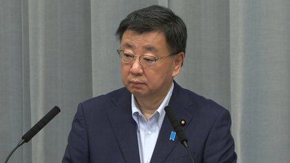 LGBT法施行 官房長官「すべての人が生き生きした人生享受を」 男性の女子トイレ使用「扱い変わらない」