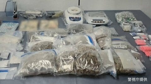 薬物密売グループ「東京ウーバー」指示役の男逮捕　アジトからコカインなど4500万円相当薬物押収　ラッパーら勧誘