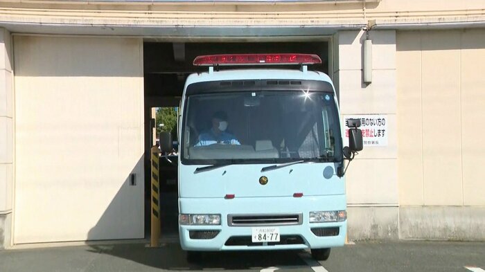 男を乗せた車両(10月31日午前9時半頃)