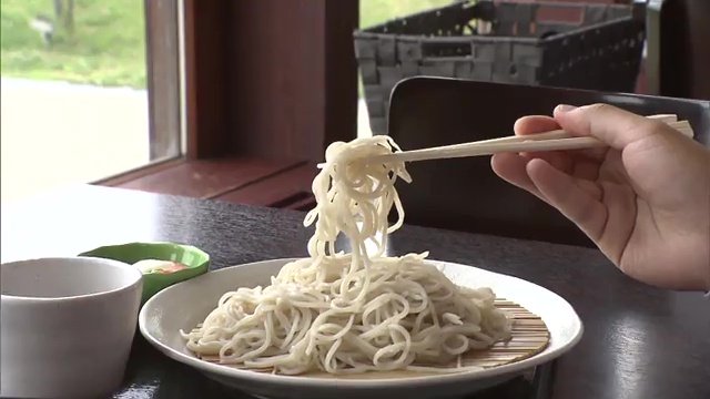 職人たちが手打ちした高寺芯そば