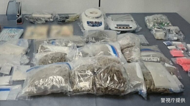 薬物密売グループ「東京ウーバー」指示役の男逮捕 アジトからコカインなど4500万円相当薬物押収 ラッパーら勧誘|FNNプライムオンライン