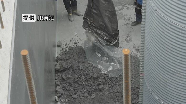 リニアのトンネル工事で出た「要対策土」の投入開始　基準値超のヒ素など重金属を含むことから、水質汚染など懸念する声も｜FNNプライムオンライン