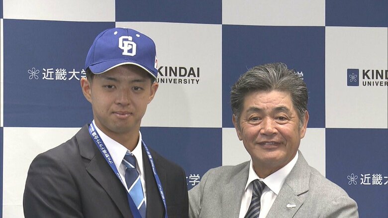 中日・工藤監督が“ドラ1”近畿大・宮原投手に指名挨拶「周りが『怖い』とか色々言ってますが僕は優しいですよ」｜FNNプライムオンライン