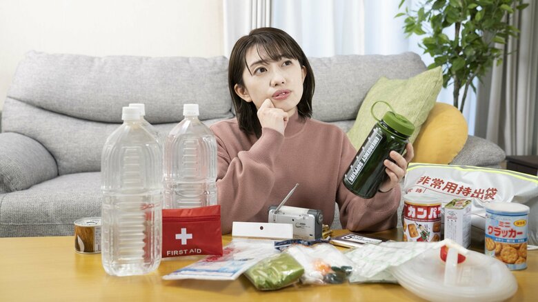 非常用持ち出し袋に「メガネ」は入っていますか？コンタクトの人は災害時に目のトラブルに…いざというときの裏技も｜FNNプライムオンライン