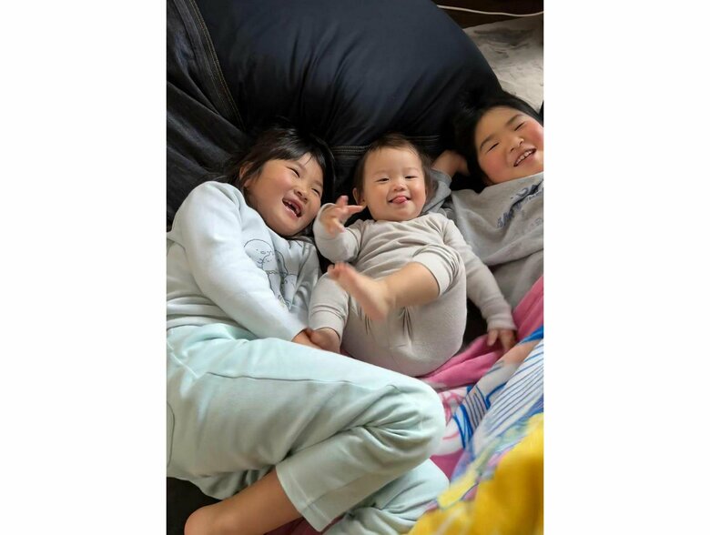 左：次女・らんこさん　中央：たくみくん　右：りんこさん（提供：Ayanoさん）