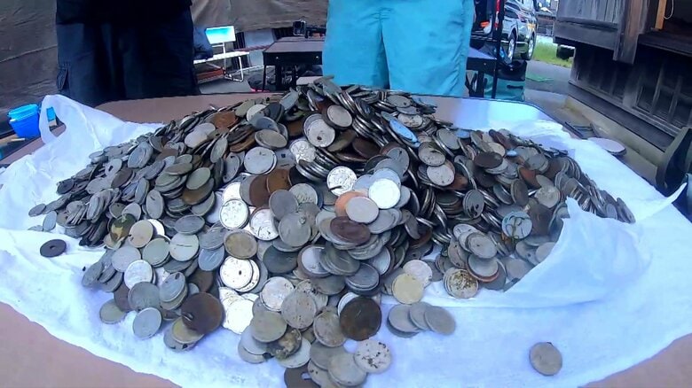 回収された大量のコイン