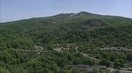 入山禁止エリアでタケノコ採りの77歳男性が行方不明　　秋田・仙北市