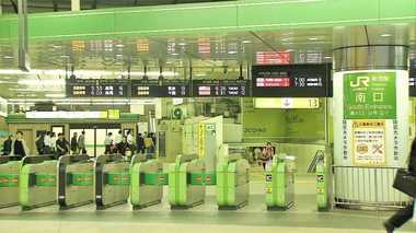 台風一過なのに駅混乱!利用者が「始発遅れ」と「入場規制」を知らなかったワケ