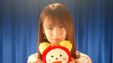 「わたし、泥棒を卒業します!」深田恭子のセクシースーツもついに見納め? 「劇場版 ルパンの娘」クランクアップで“卒業”宣言